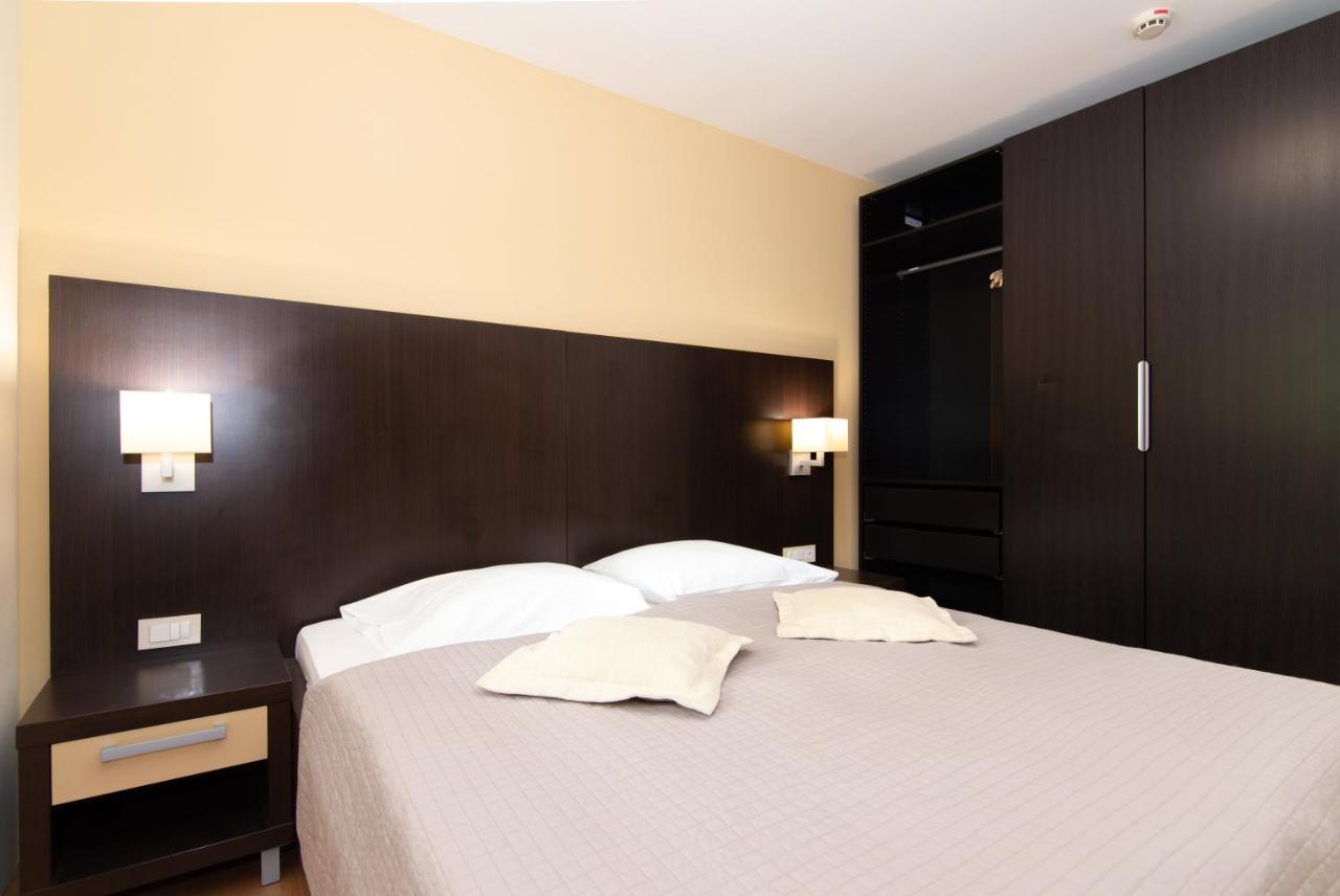 Residence Marina Rose M Apartment By Locap Group Portoroz Bagian luar foto